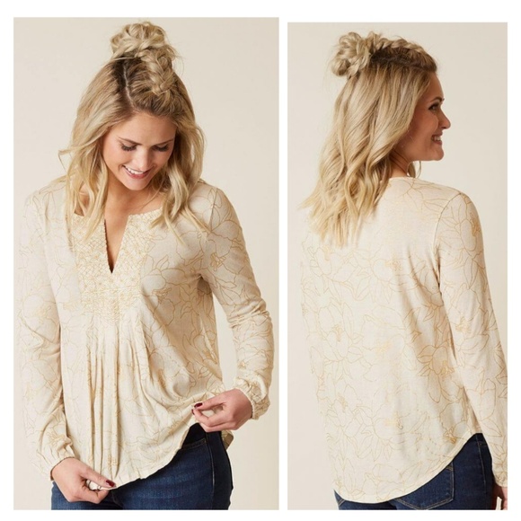 *Moved to @Foxtail90* LUCKY BRAND Top - Picture 1 of 4